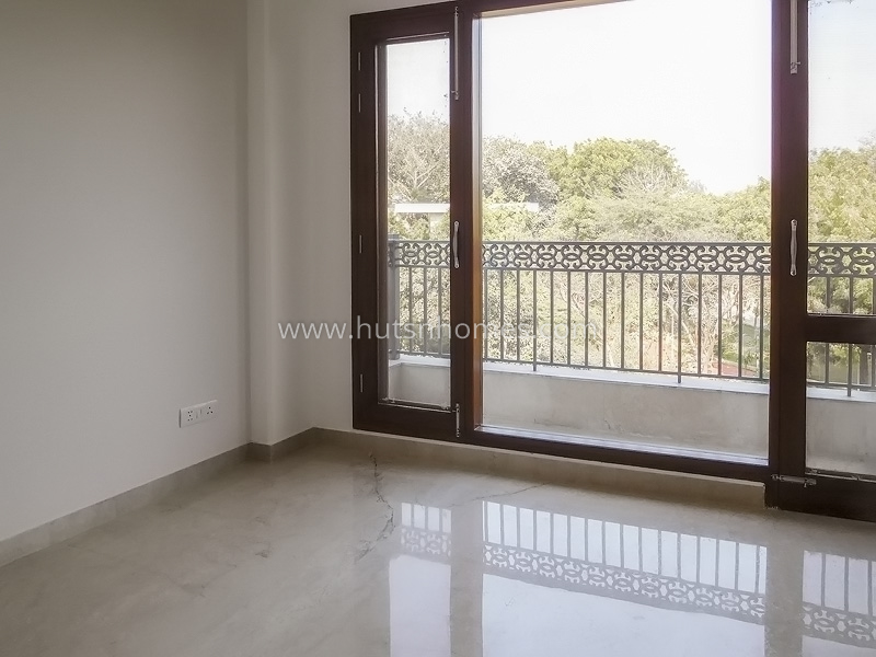 4 BHK Flat For Rent in Anand Niketan