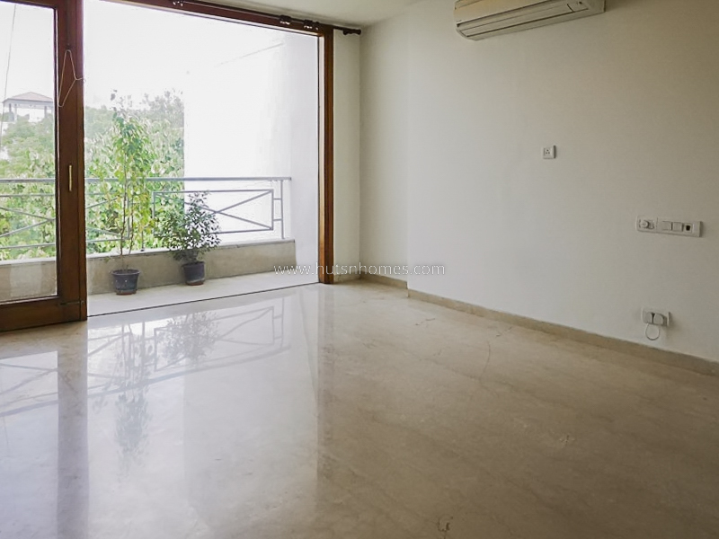 3 BHK Builder Floor For Rent in Defence Colony