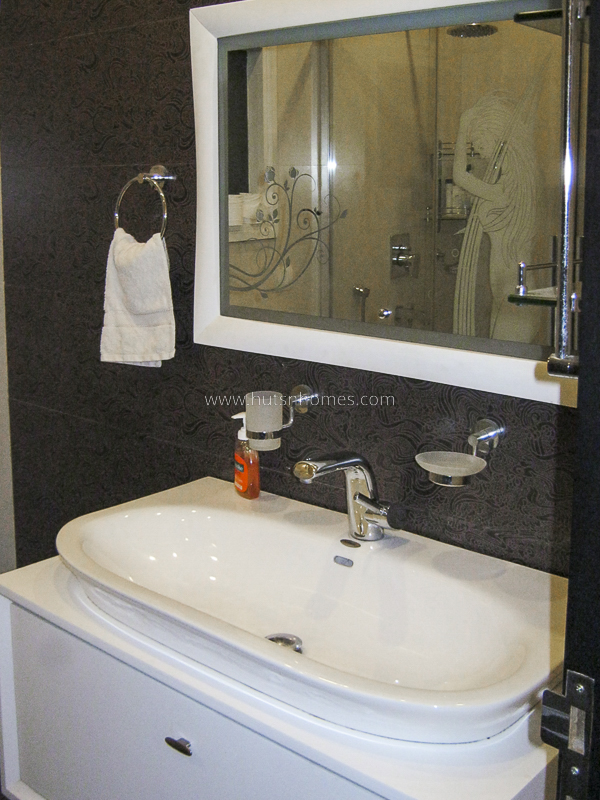 4 BHK Flat For Rent in Gulmohar Park