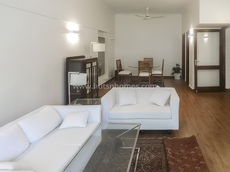2 BHK Flat For Rent in Defence Colony