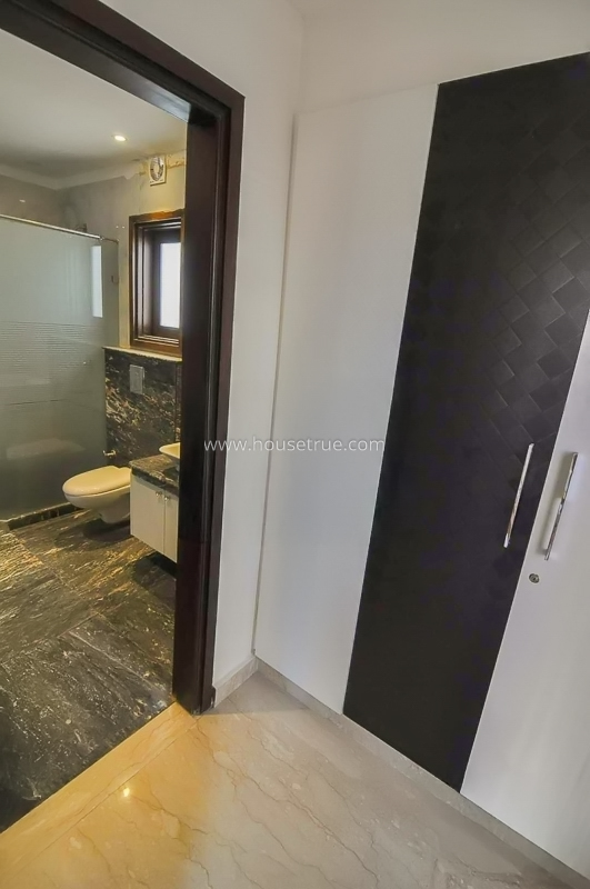 3 BHK Builder Floor For Rent in Jangpura Extension