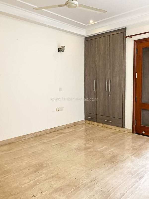 3 BHK Builder Floor For Rent in Pamposh Enclave