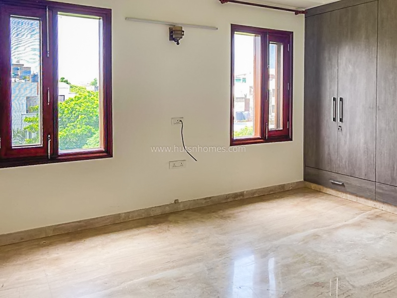 3 BHK Builder Floor For Rent in Pamposh Enclave