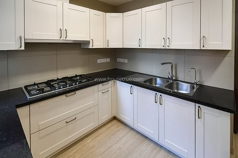 4 BHK Flat For Rent in Defence Colony