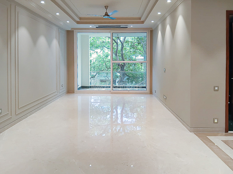 3 BHK Flat For Rent in Defence Colony