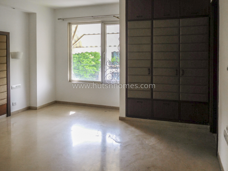 3 BHK Flat For Rent in Anand Niketan