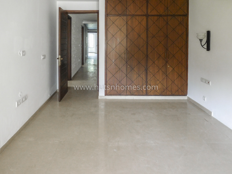 3 BHK Flat For Rent in Anand Niketan