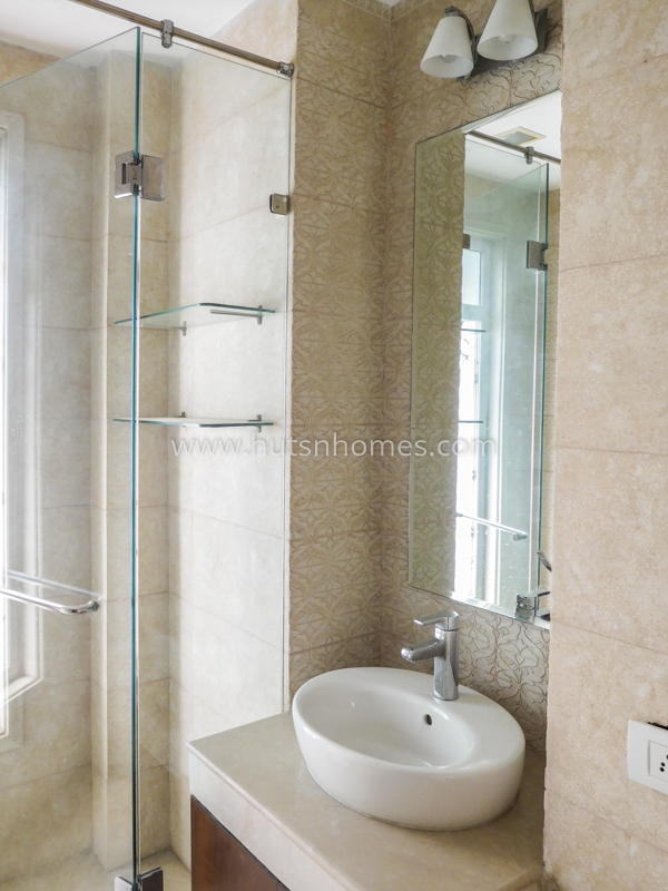 3 BHK Flat For Rent in Anand Niketan