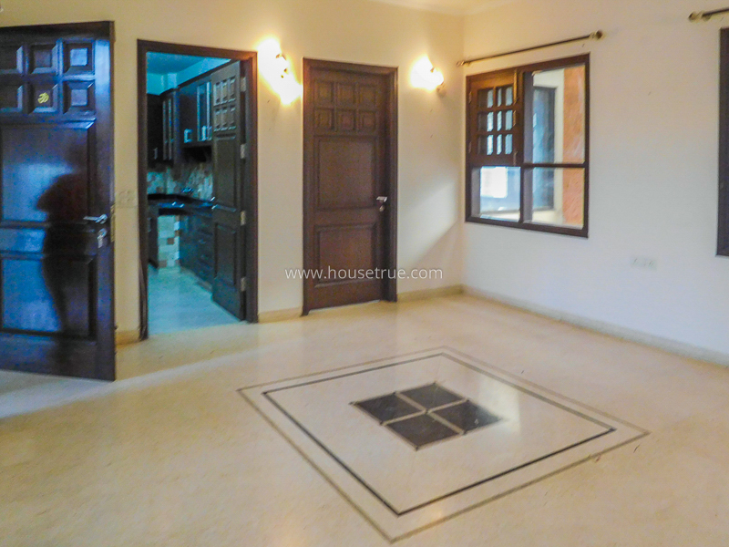 3 BHK Flat For Rent in Jangpura