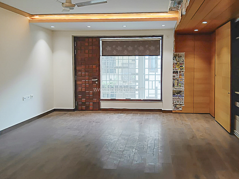 3 BHK Builder Floor For Rent in Defence Colony