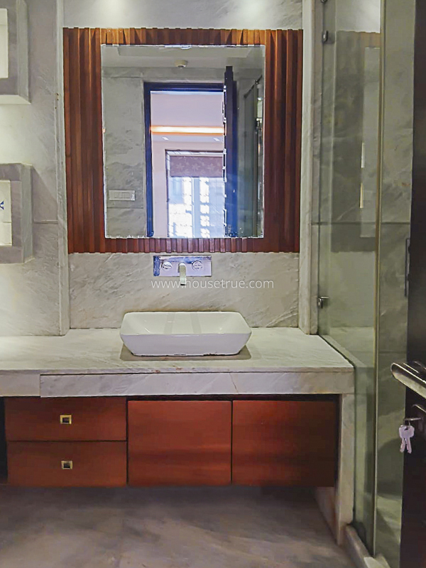 3 BHK Builder Floor For Rent in Defence Colony