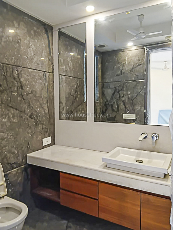 3 BHK Builder Floor For Rent in Defence Colony