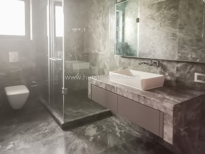3 BHK Flat For Rent in Vasant Vihar