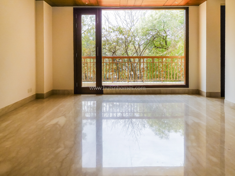 4 BHK Flat For Rent in Vasant Vihar