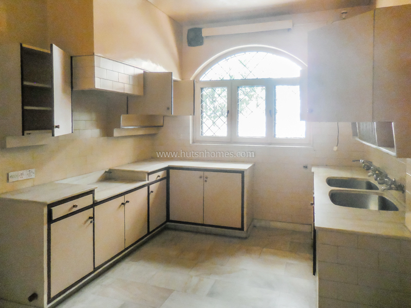 4 BHK House For Rent in Greater Kailash Part 2