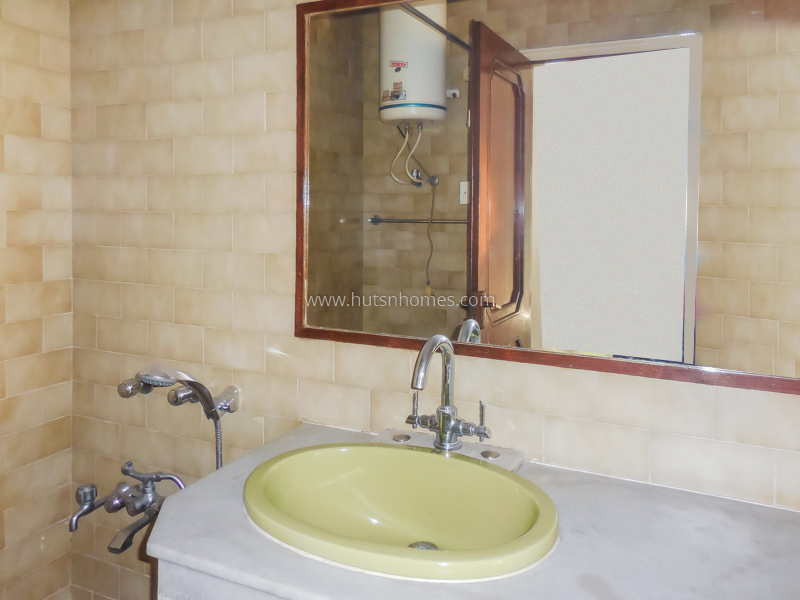 4 BHK House For Rent in Greater Kailash Part 2