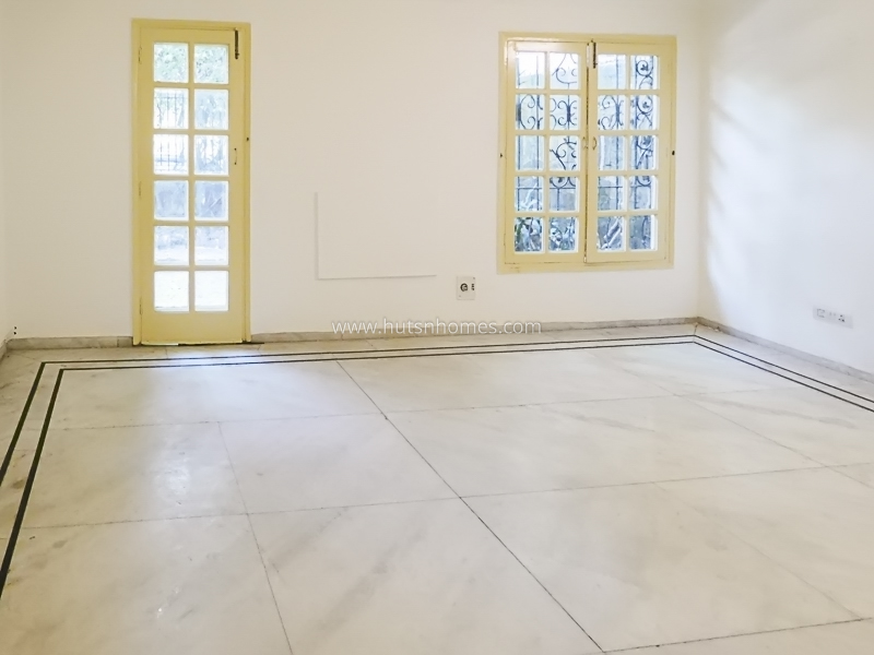 4 BHK Flat For Rent in Greater Kailash Part 1