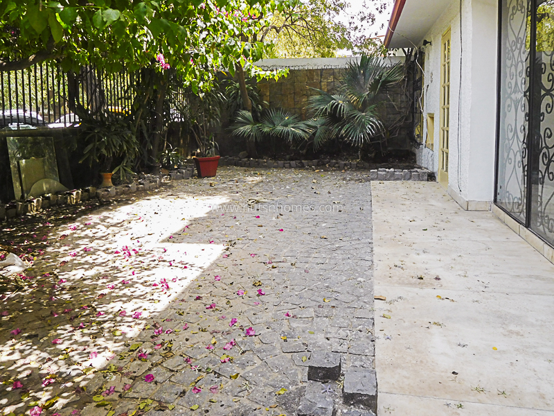 4 BHK Flat For Rent in Greater Kailash Part 1