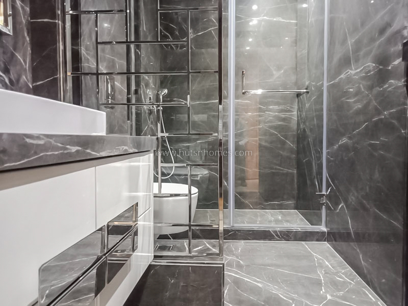 4 BHK Flat For Rent in Vasant Vihar