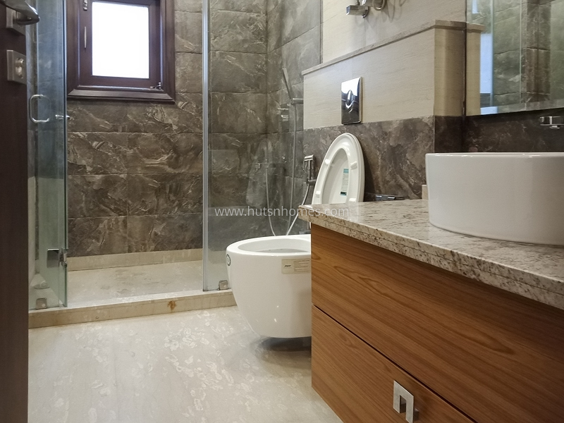 4 BHK Builder Floor For Rent in Vasant Vihar