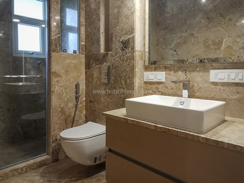 4 BHK Builder Floor For Rent in Vasant Vihar