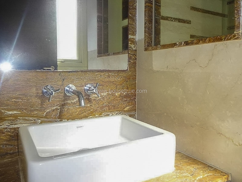 4 BHK Duplex For Rent in Vasant Vihar