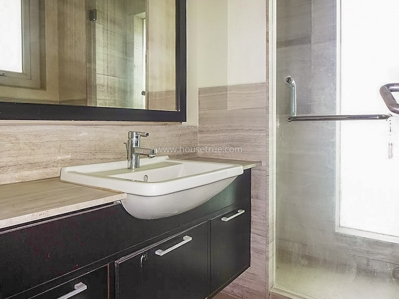 4 BHK Duplex For Rent in Vasant Vihar