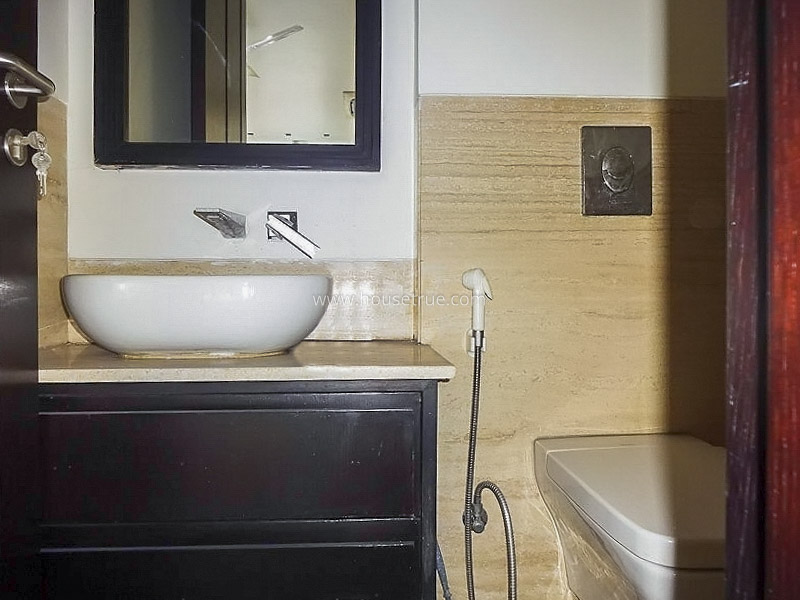 4 BHK Duplex For Rent in Vasant Vihar
