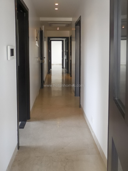 4 BHK Flat For Rent in Vasant Vihar