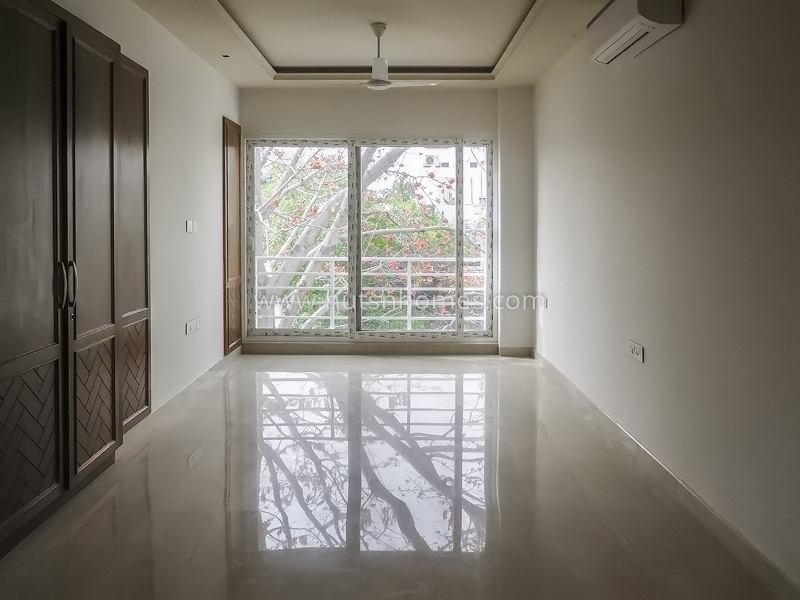 3 BHK Flat For Rent in Chanakyapuri