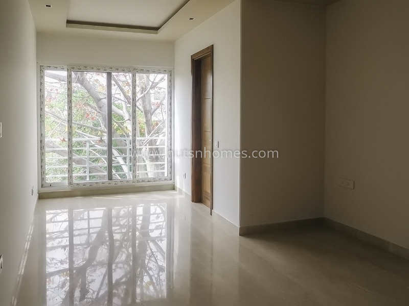 3 BHK Flat For Rent in Chanakyapuri