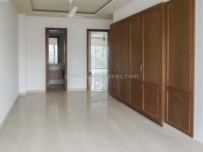 3 BHK Flat For Rent in Chanakyapuri