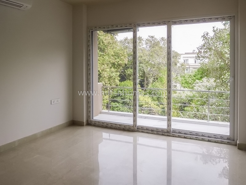 3 BHK Flat For Rent in Chanakyapuri