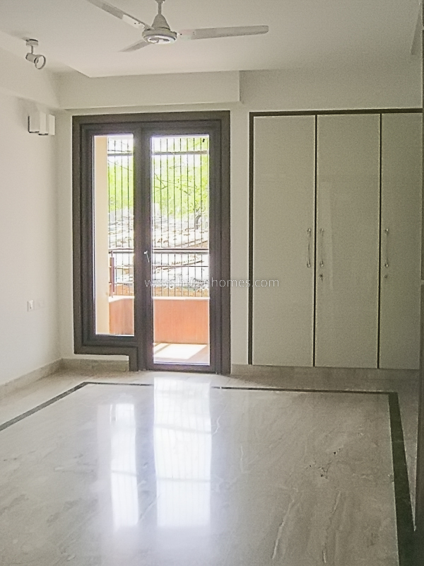 14 BHK Entire-Building For Rent in Vasant Vihar