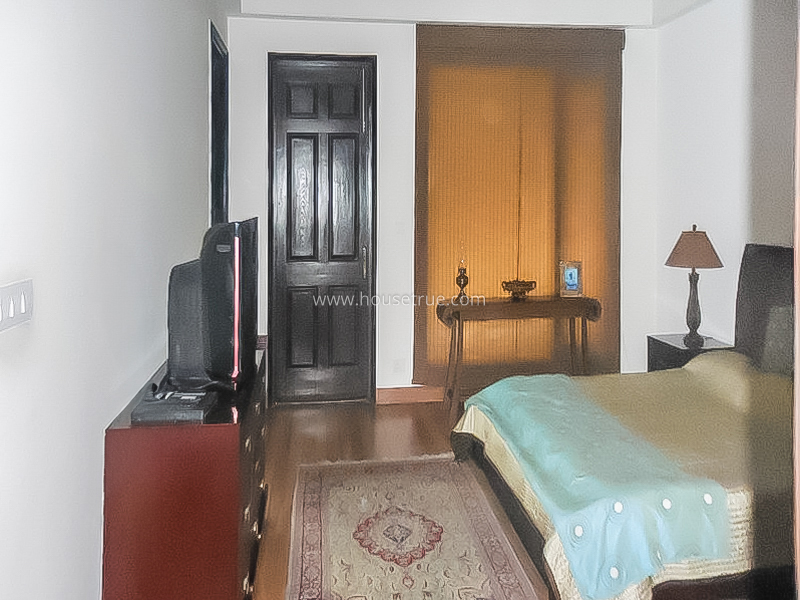 6 BHK Farm House For Rent in Chttarpur