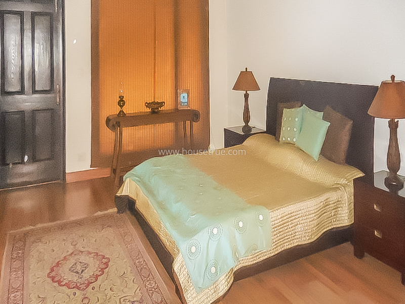6 BHK Farm House For Rent in Chttarpur