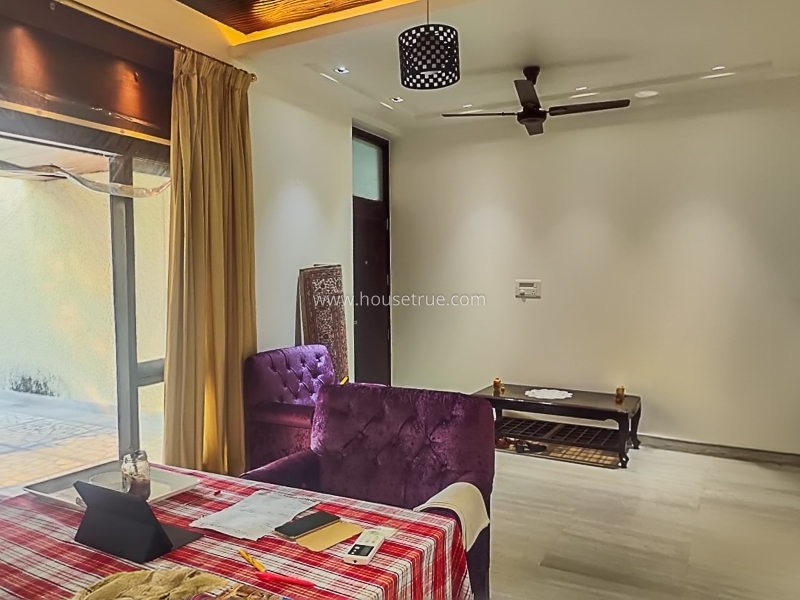 2 BHK Flat For Rent in Vasant Vihar