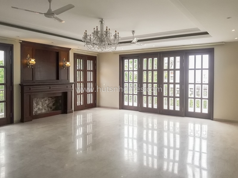 4 BHK Flat For Rent in Vasant Vihar
