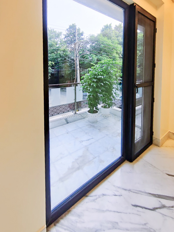 4 BHK Flat For Rent in West End Colony