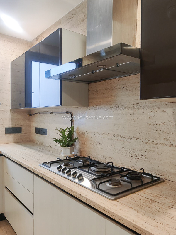 4 BHK Flat For Rent in West End Colony