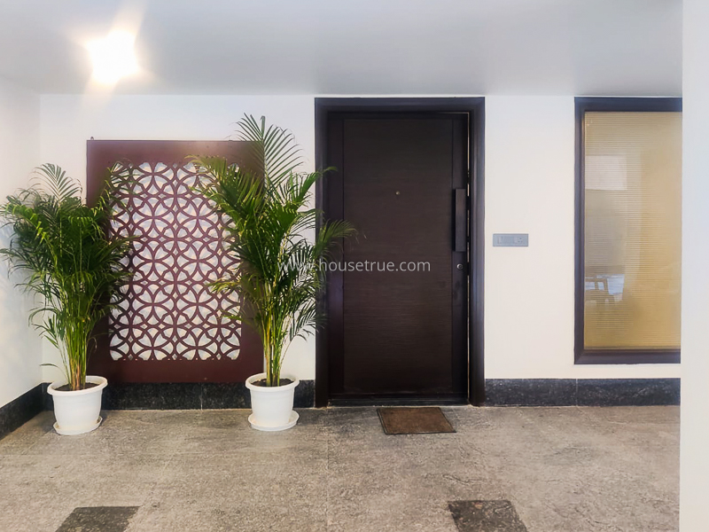 4 BHK Flat For Rent in West End Colony