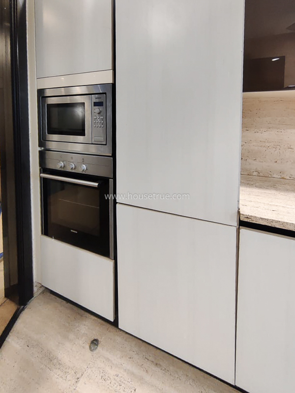 4 BHK Flat For Rent in West End Colony