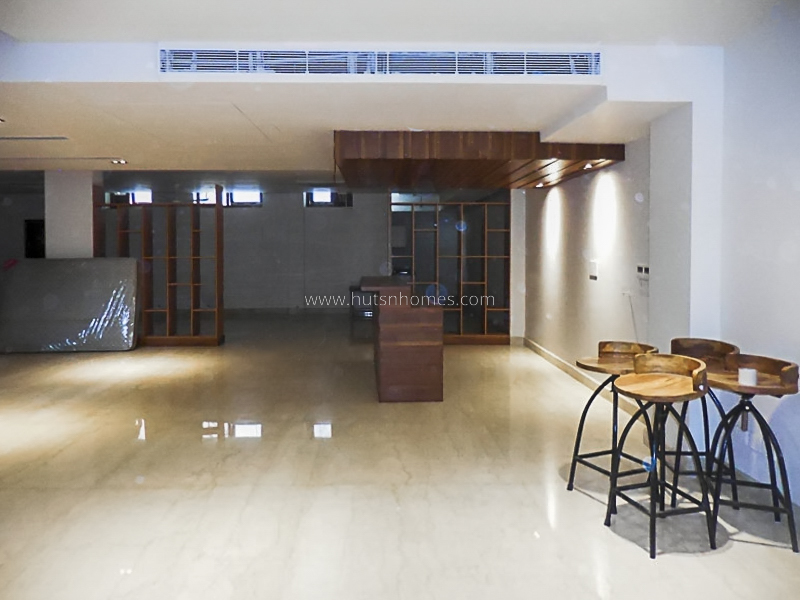 3 BHK Duplex For Rent in Chanakyapuri