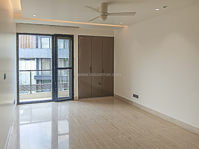 4 BHK Builder Floor For Rent in West End Colony