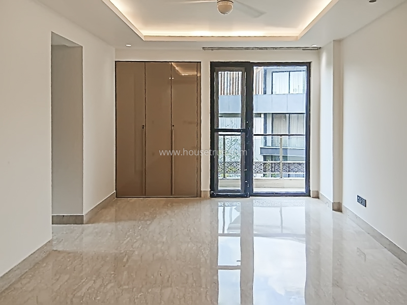 4 BHK Builder Floor For Rent in West End Colony
