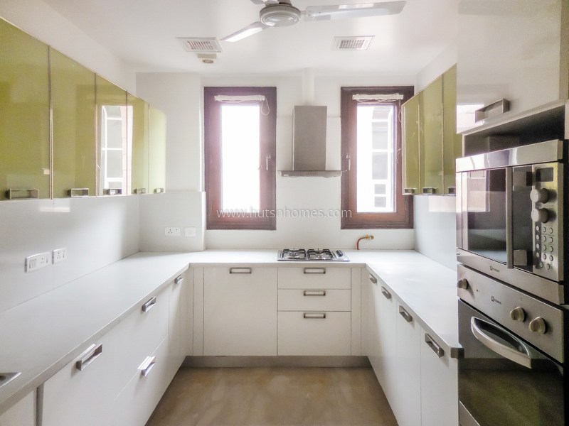 4 BHK Flat For Rent in Vasant Vihar