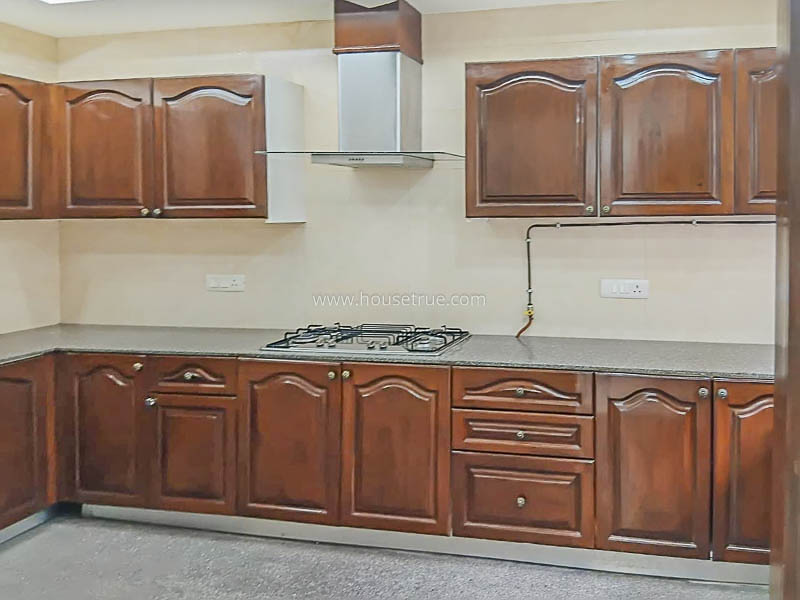 3 BHK Flat For Rent in Defence Colony