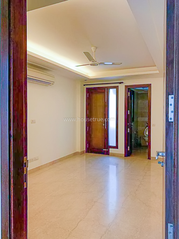 4 BHK Flat For Rent in Green Park Extension