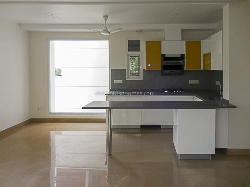 2 BHK Flat For Rent in Defence Colony