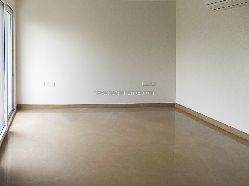2 BHK Flat For Rent in Defence Colony